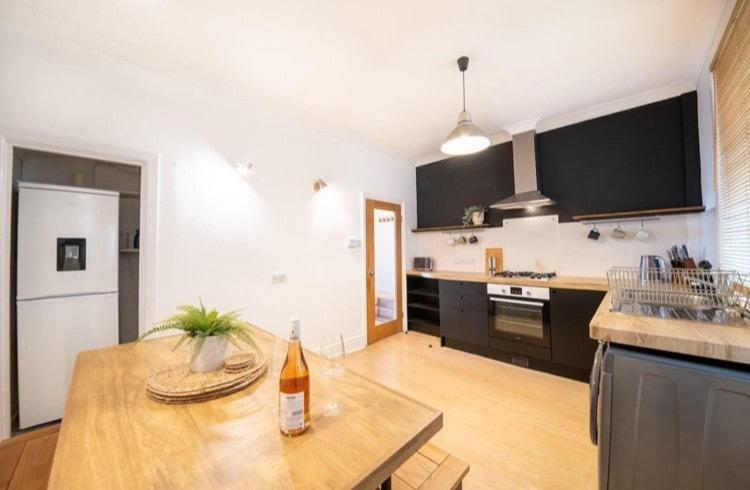 Poppy'S Cottage Матлок Экстерьер фото
